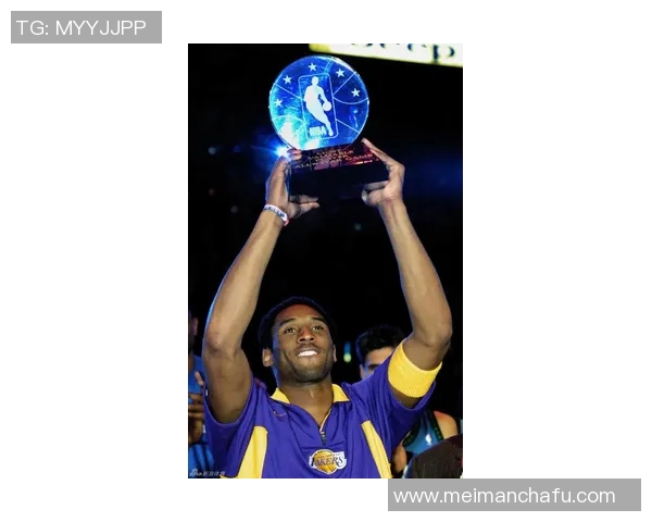 归乡之路：那些在足球生涯中选择回归故土的明星球员故事